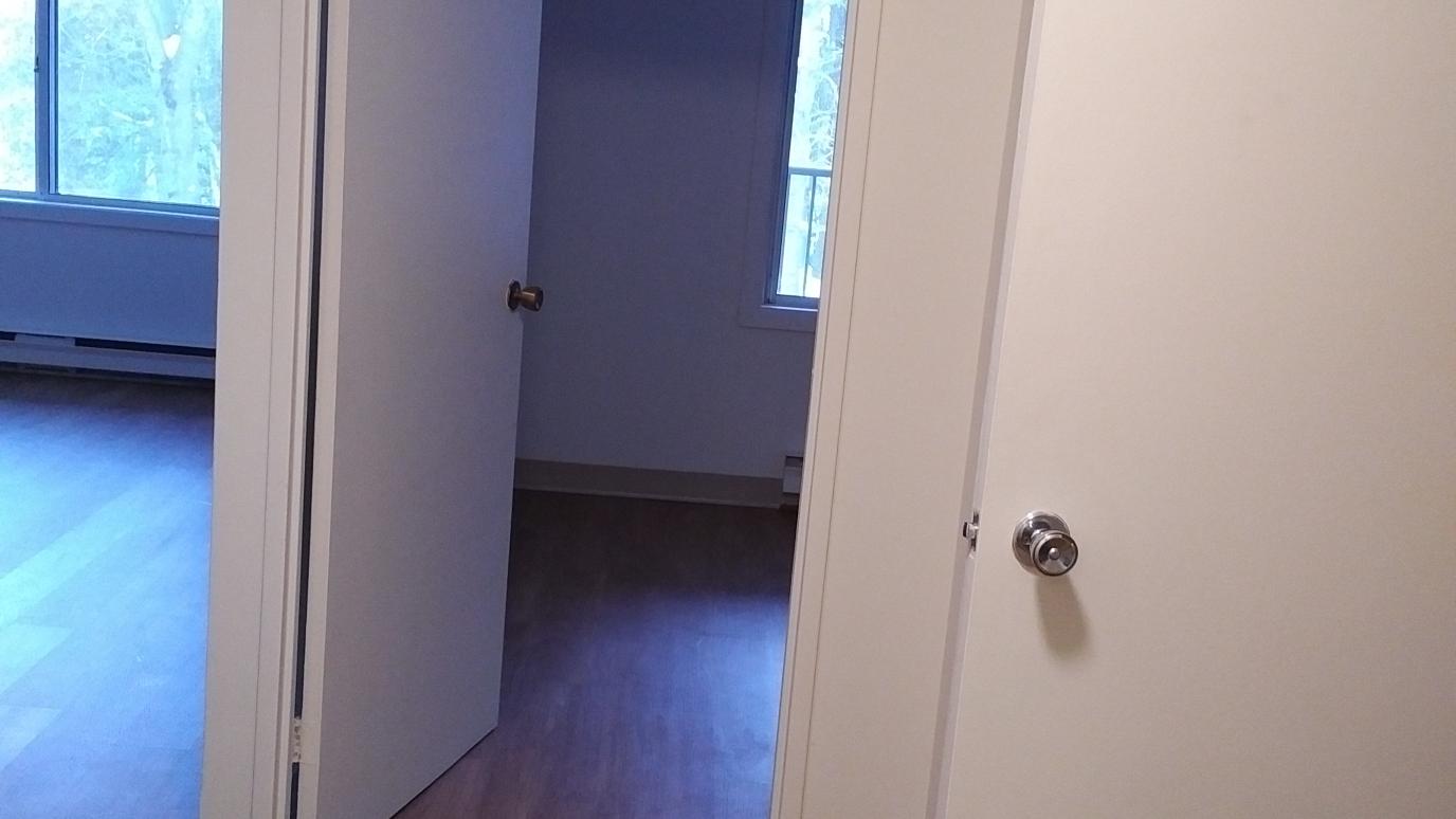 450 Albery Street Entryway Unit View
