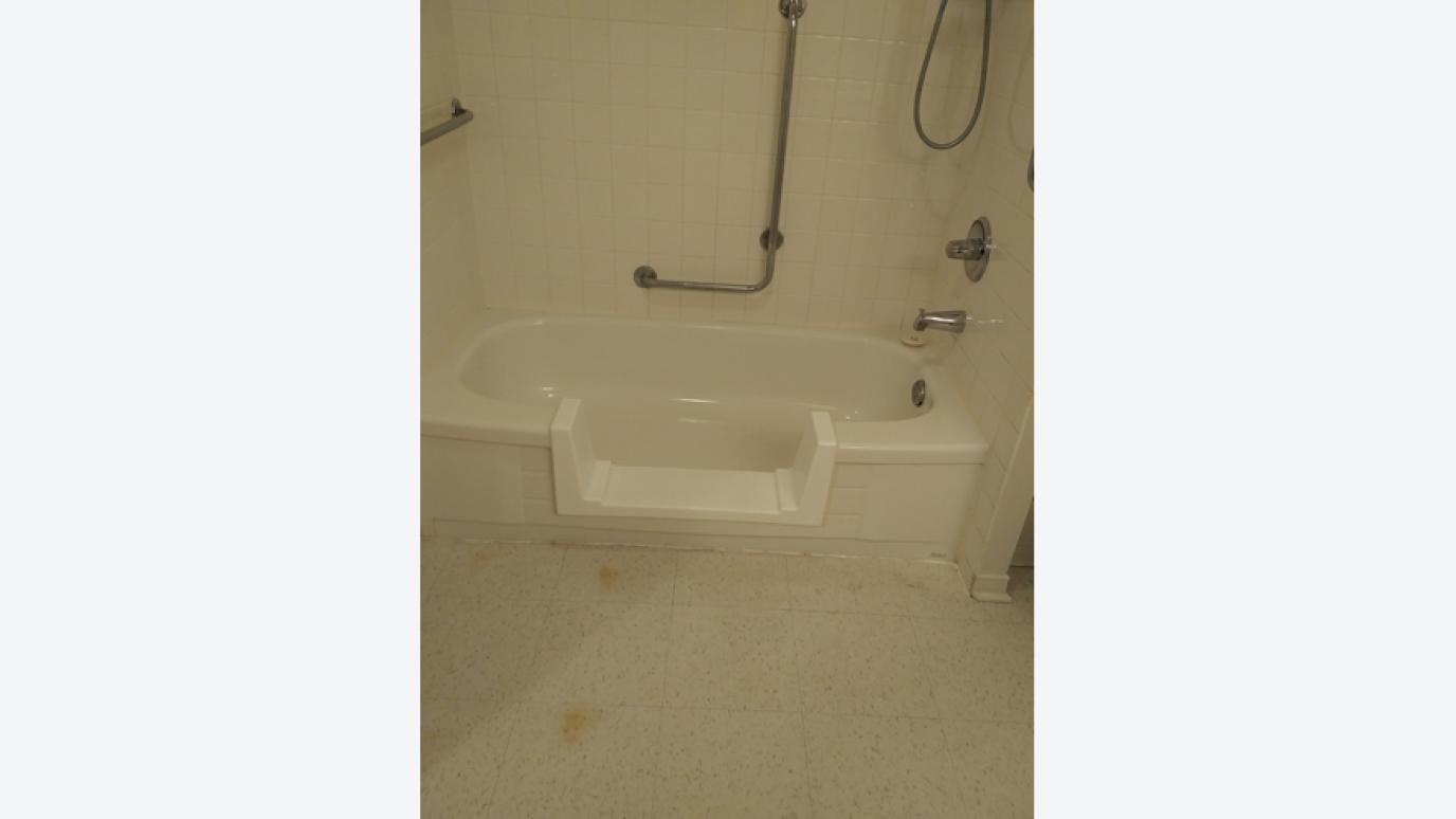 Bathtub with cutout