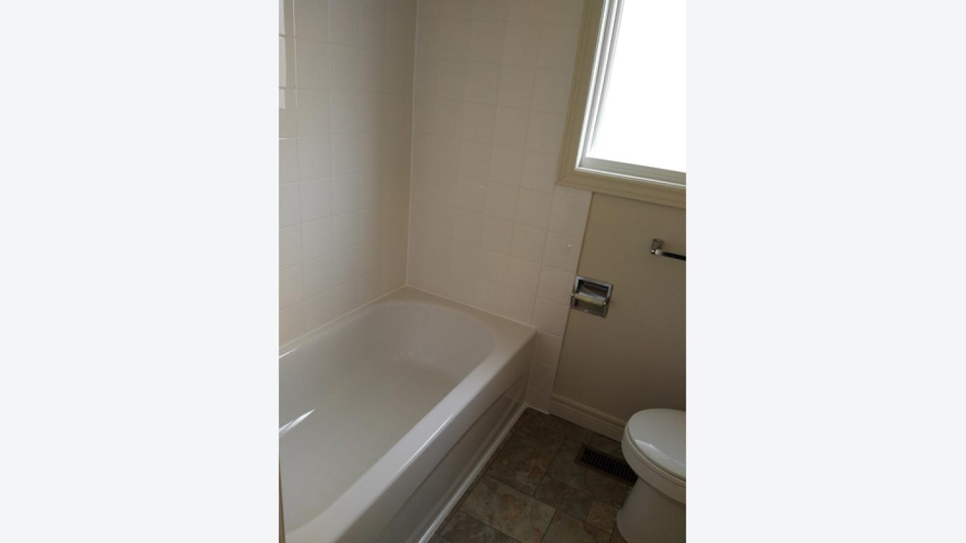 Bathtub