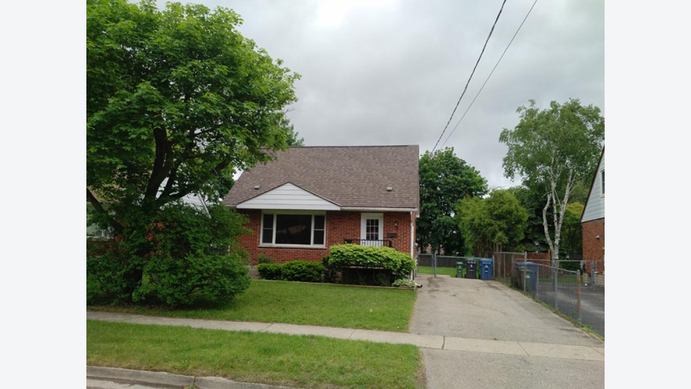 front view of an Edmonton Drive unit