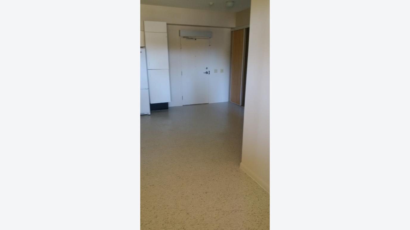 Entryway view