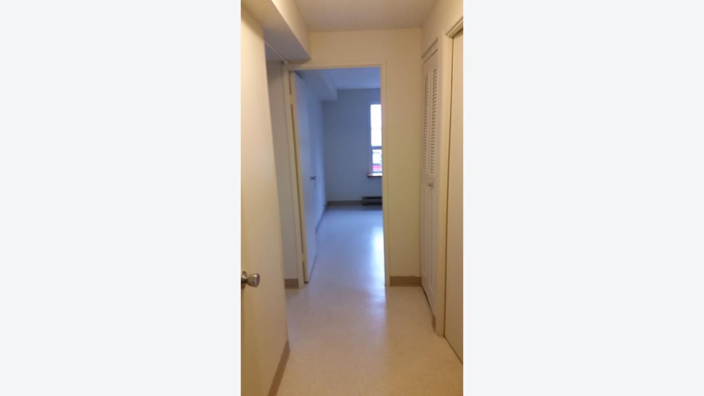 Entryway view