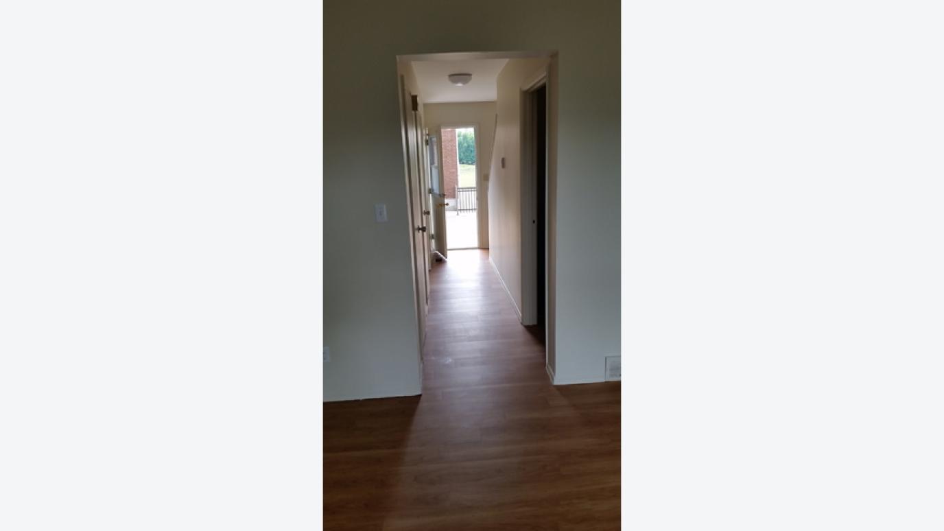 Entryway view