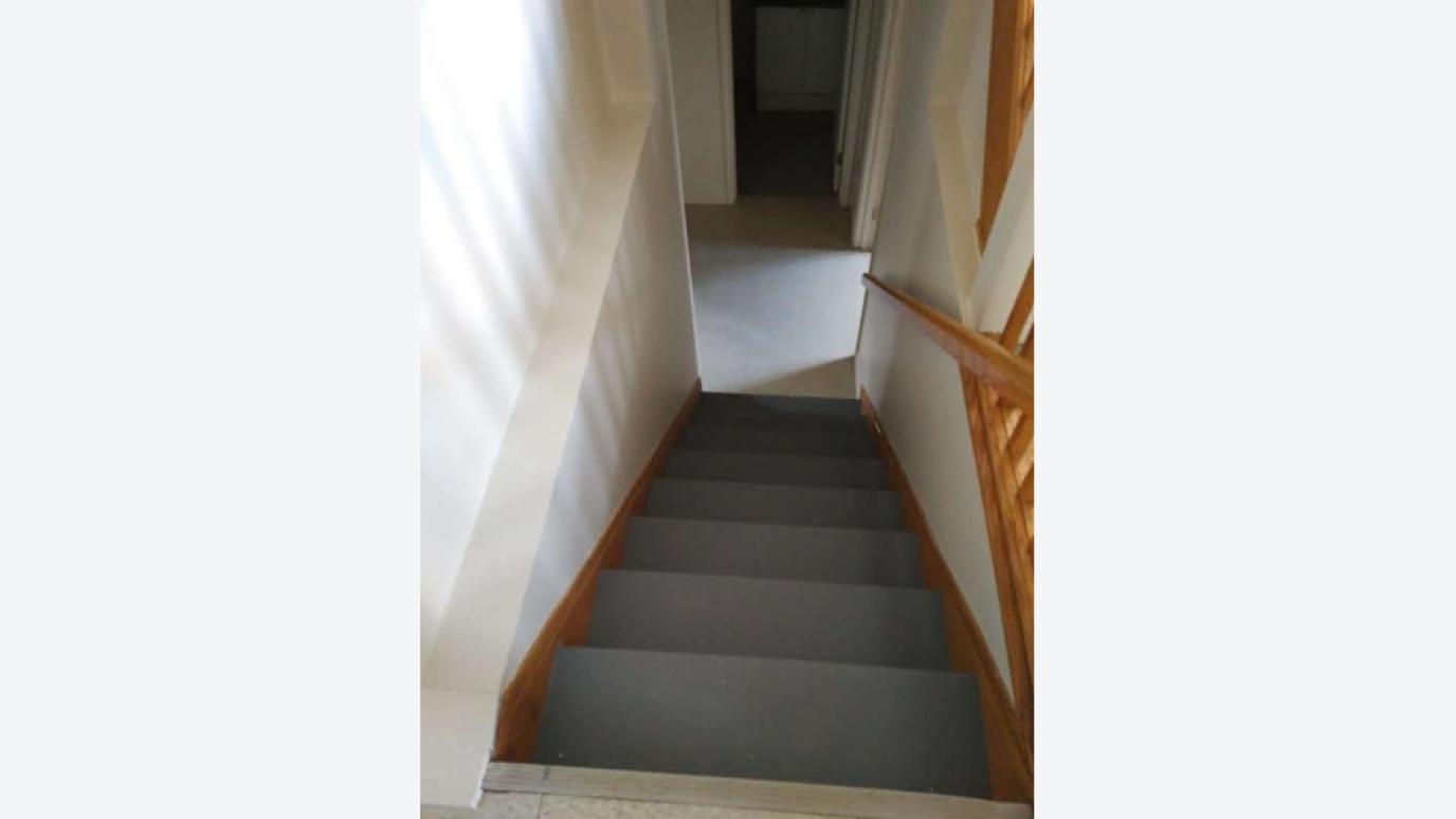 Stairs to basement